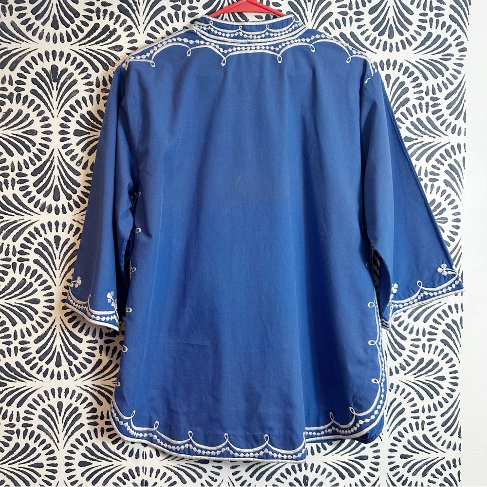 Vintage Foyers Of Hawaii Embroidered Button Front Tunic Top FLAWS - Picture 2 of 12